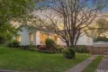 Property photo of 10 Garran Place Garran ACT 2605
