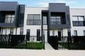 Property photo of 17 Lapis Walk Craigieburn VIC 3064