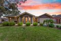 Property photo of 1 Wonboyn Close Pakenham VIC 3810
