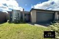 Property photo of 96 Ridgemont Drive Berwick VIC 3806