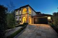 Property photo of 18 Illuka Crescent Mount Waverley VIC 3149