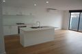 Property photo of 2/11 Sandown Road Ascot Vale VIC 3032