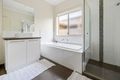 Property photo of 18 Canopy Way Werribee VIC 3030