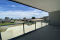 Property photo of 2 Autumn Crescent Carrum Downs VIC 3201