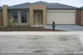 Property photo of 98 Duncombe Park Way Deer Park VIC 3023