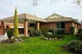 Property photo of 2 Aplin Place Roxburgh Park VIC 3064