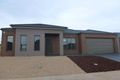 Property photo of 16 Nantha Way Brookfield VIC 3338