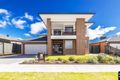 Property photo of 9 Tribute Road Craigieburn VIC 3064