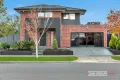 Property photo of 22 Trillium Boulevard Mickleham VIC 3064