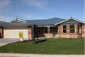 Property photo of 8 Grasswren Close Langwarrin VIC 3910