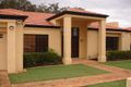 Property photo of 17 Portreeves Place Arundel QLD 4214