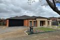 Property photo of 2 Berrima Close Craigieburn VIC 3064