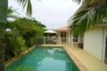 Property photo of 12 Ardel Place Sandstone Point QLD 4511