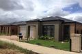 Property photo of 15 Bradshaw Avenue Craigieburn VIC 3064