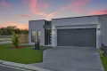 Property photo of 29 Edge Court Manoora QLD 4870