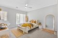 Property photo of 5 Castlemaine Walk Eynesbury VIC 3338