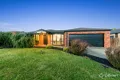 Property photo of 15 Lisburn Way Berwick VIC 3806