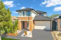 Property photo of 9 Topcliffe Crescent Truganina VIC 3029