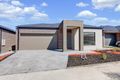 Property photo of 26 Viewside Crescent Craigieburn VIC 3064