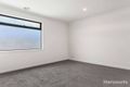 Property photo of 5 Birdie View Cranbourne North VIC 3977
