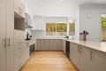 Property photo of 6 Bauer Court Burwood VIC 3125