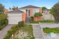 Property photo of 95 Earlsfield Drive Berwick VIC 3806