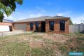Property photo of 7 Daintree Retreat Caroline Springs VIC 3023