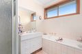 Property photo of 4 Lauren Square Pakenham VIC 3810