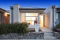 Property photo of 14 Viewrise Walk Craigieburn VIC 3064
