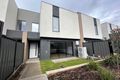 Property photo of 8 Cerulean Walk Craigieburn VIC 3064
