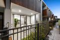 Property photo of 10 Bavadia Place Keysborough VIC 3173