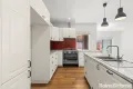 Property photo of 34 Edgecombe Way Roxburgh Park VIC 3064