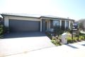 Property photo of 28 Gallantry Avenue Craigieburn VIC 3064