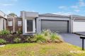 Property photo of 4 Woodright Circuit Cranbourne VIC 3977