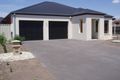 Property photo of 48 Tusmore Rise Craigieburn VIC 3064