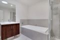 Property photo of 16 Grenville Walk Lalor VIC 3075