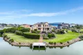 Property photo of 2 Britannia Parade Hindmarsh Island SA 5214
