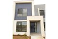 Property photo of 1 Oregan Way Roxburgh Park VIC 3064