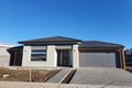 Property photo of 6 Roseneath Way Mickleham VIC 3064
