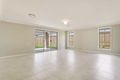 Property photo of 8 Altavista Rise Glenmore Park NSW 2745