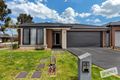 Property photo of 6 Lockbank Place Cranbourne East VIC 3977