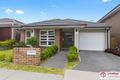 Property photo of 9 Horizon Circuit Moorebank NSW 2170