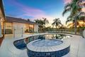 Property photo of 16 Selkirk Avenue Benowa QLD 4217