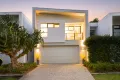 Property photo of 2/323 Bayview Street Hollywell QLD 4216