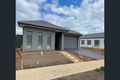 Property photo of 41 Frontier Circuit Tarneit VIC 3029