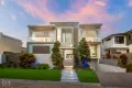 Property photo of 12 Royal Albert Crescent Paradise Point QLD 4216