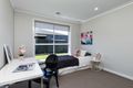 Property photo of 32 Dawnview Crescent Roxburgh Park VIC 3064
