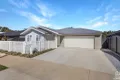 Property photo of 10 Gemstone View Wangaratta VIC 3677