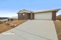 Property photo of 11 Stretton Way Lloyd NSW 2650