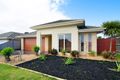Property photo of 7 Carinya Court Cranbourne North VIC 3977